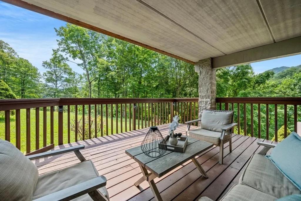 Views & Fireplace - Minutes To Gburg And Ober - Condo Гатлинбург Экстерьер фото